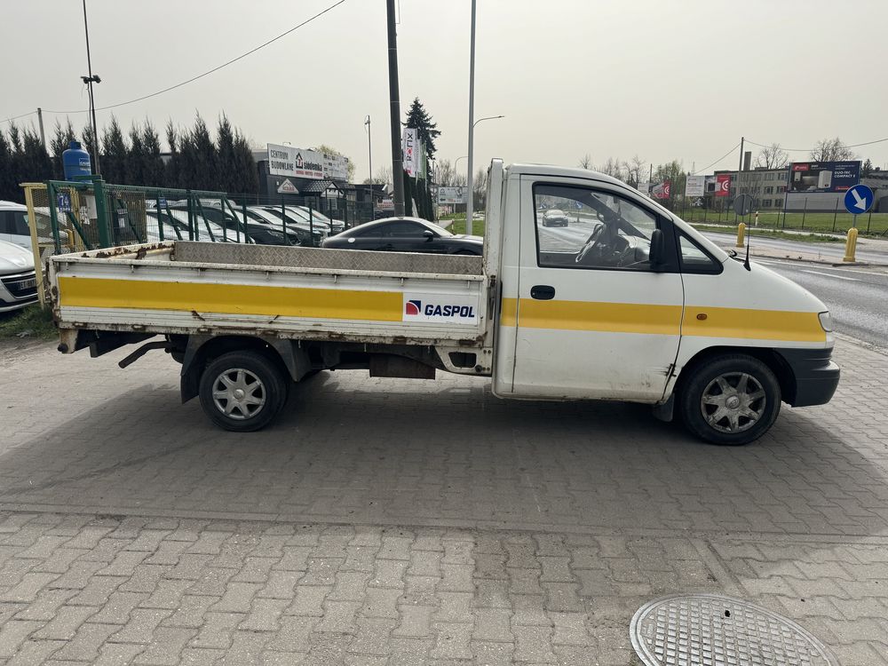 Hyundai H1 Skrzyniowy 2.5td