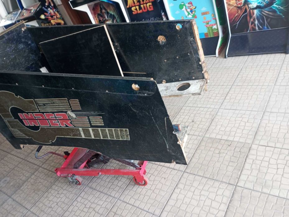 Restauro e manutenção  flippers Pinball