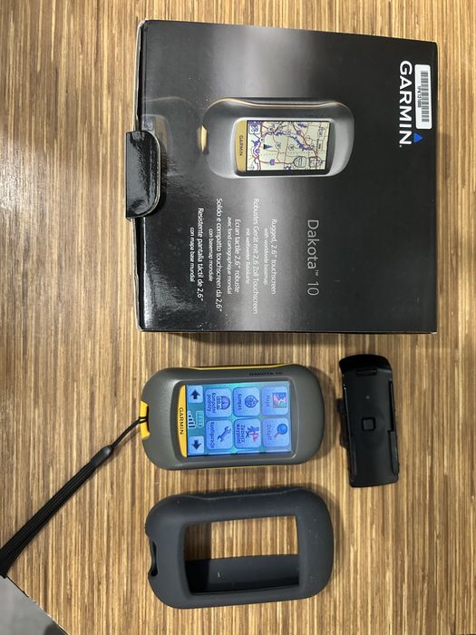 Nawigacja reczna turystyczna piesza rowerowa Garmin Dakota 10