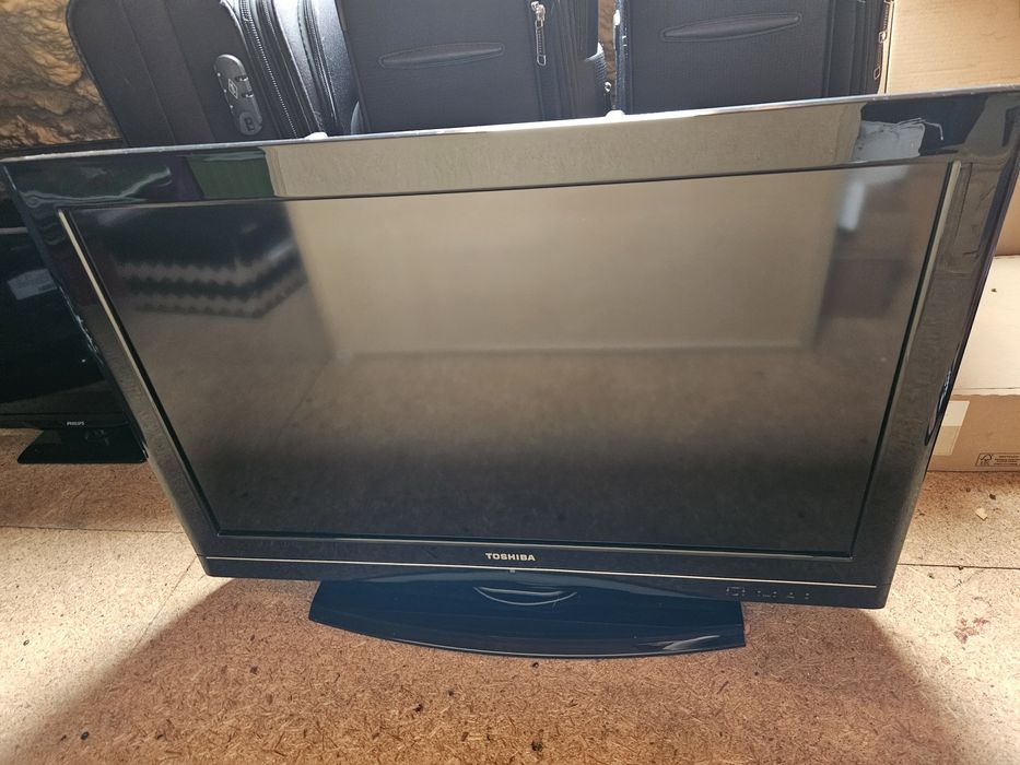 Telewizor Toshiba Model nr: 32KV500B używany