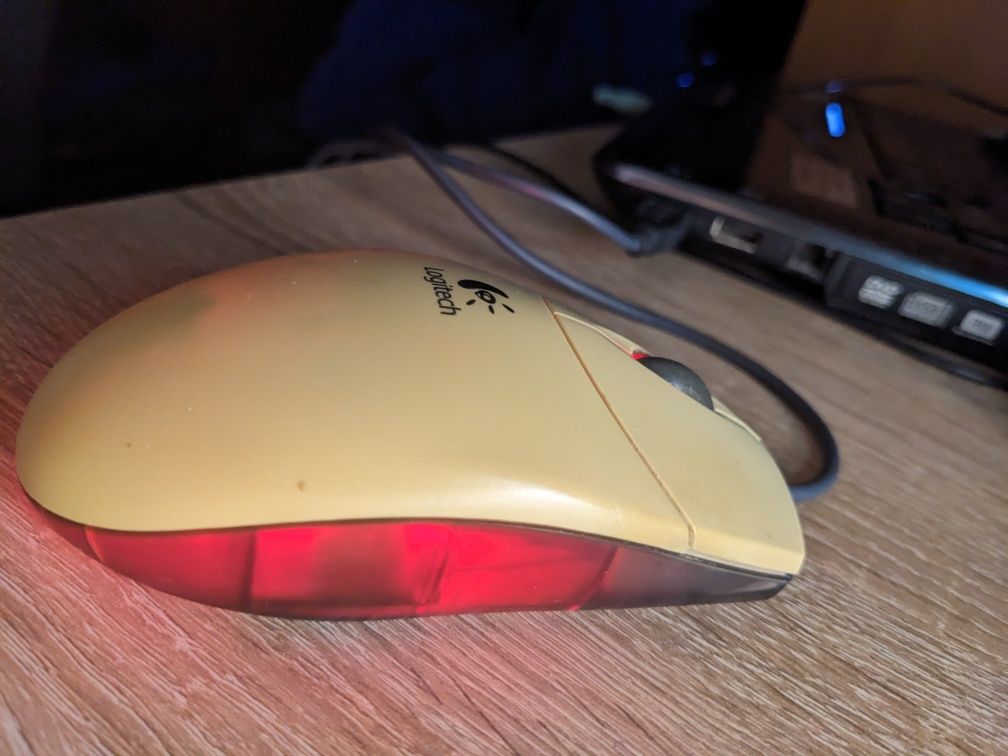 Комп'ютерна миша 2 шт одним лотом на запчастини чи під ремонт