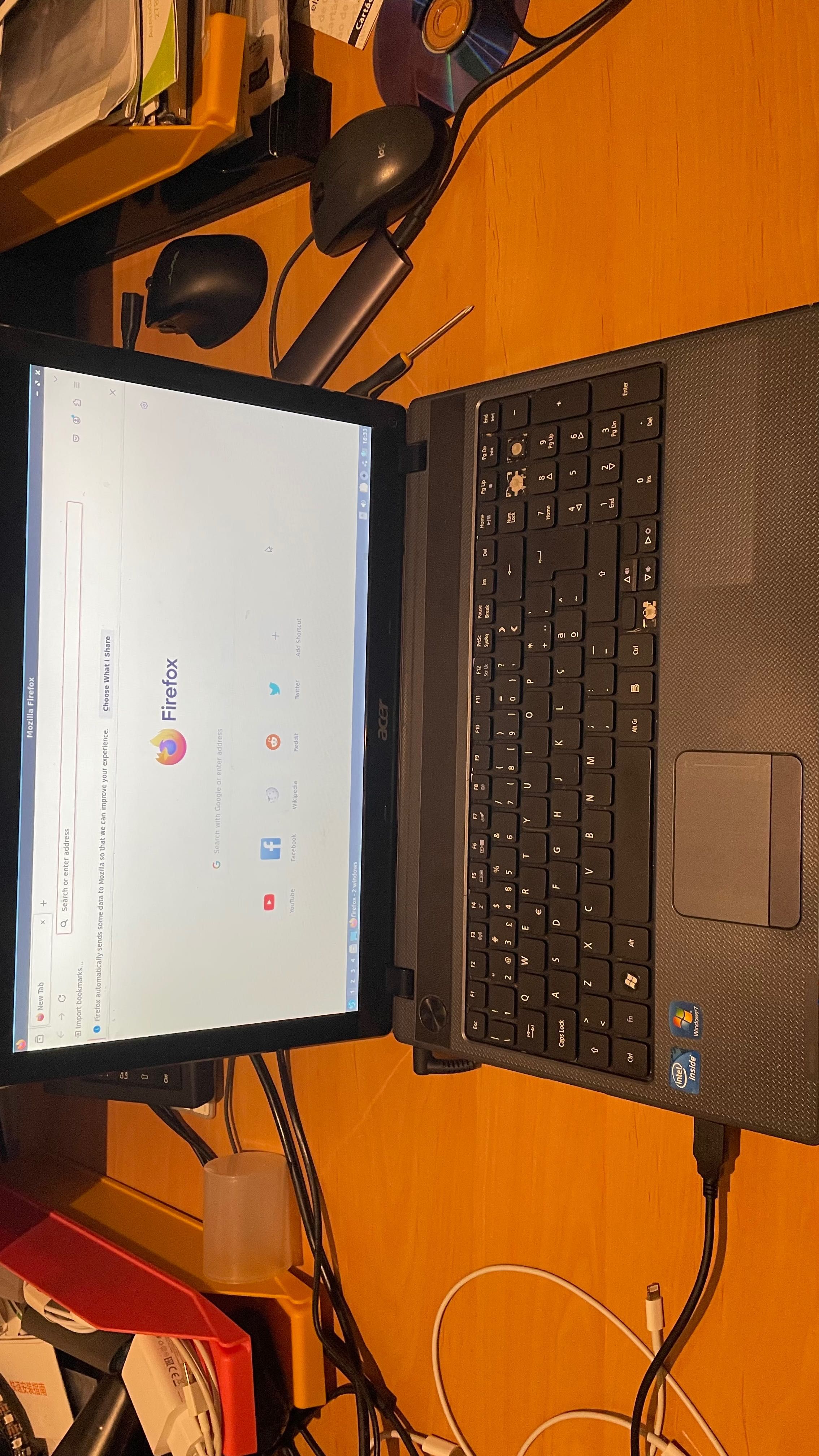 Portátil acer a funcionar para peças