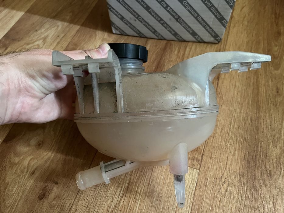 Fiat Tipo 1.4 (2020г) бензин, Бачок охлаждающей жидкости