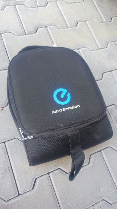 Продам сумку Nissan Leaf