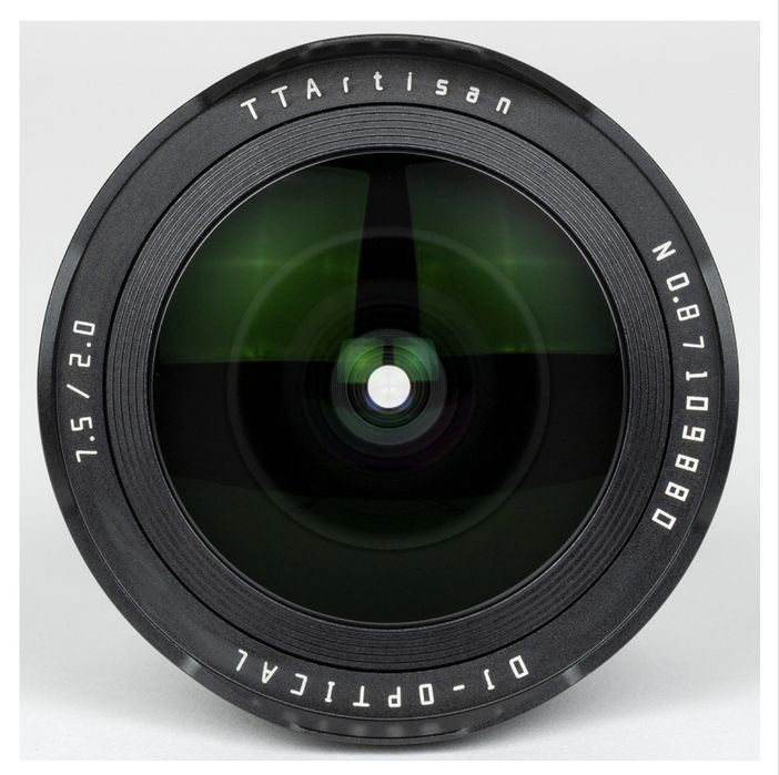TTArtisan 7.5 мм F2 для Fujifilm