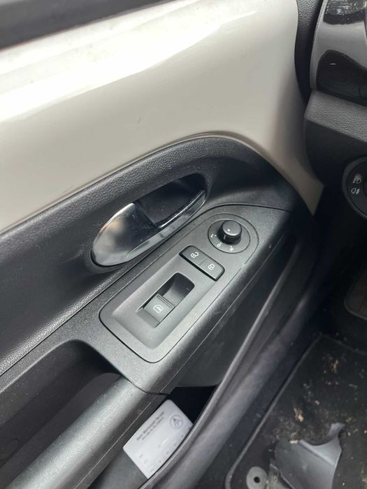 lusterko przód lewe elektryczne vw up ! up! lb9a biały 2011 - 2016