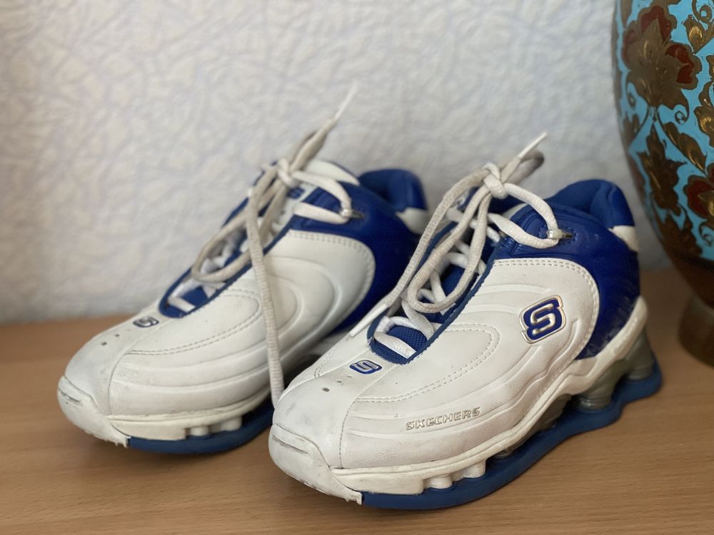 Продам кроссовки Skechers 28р