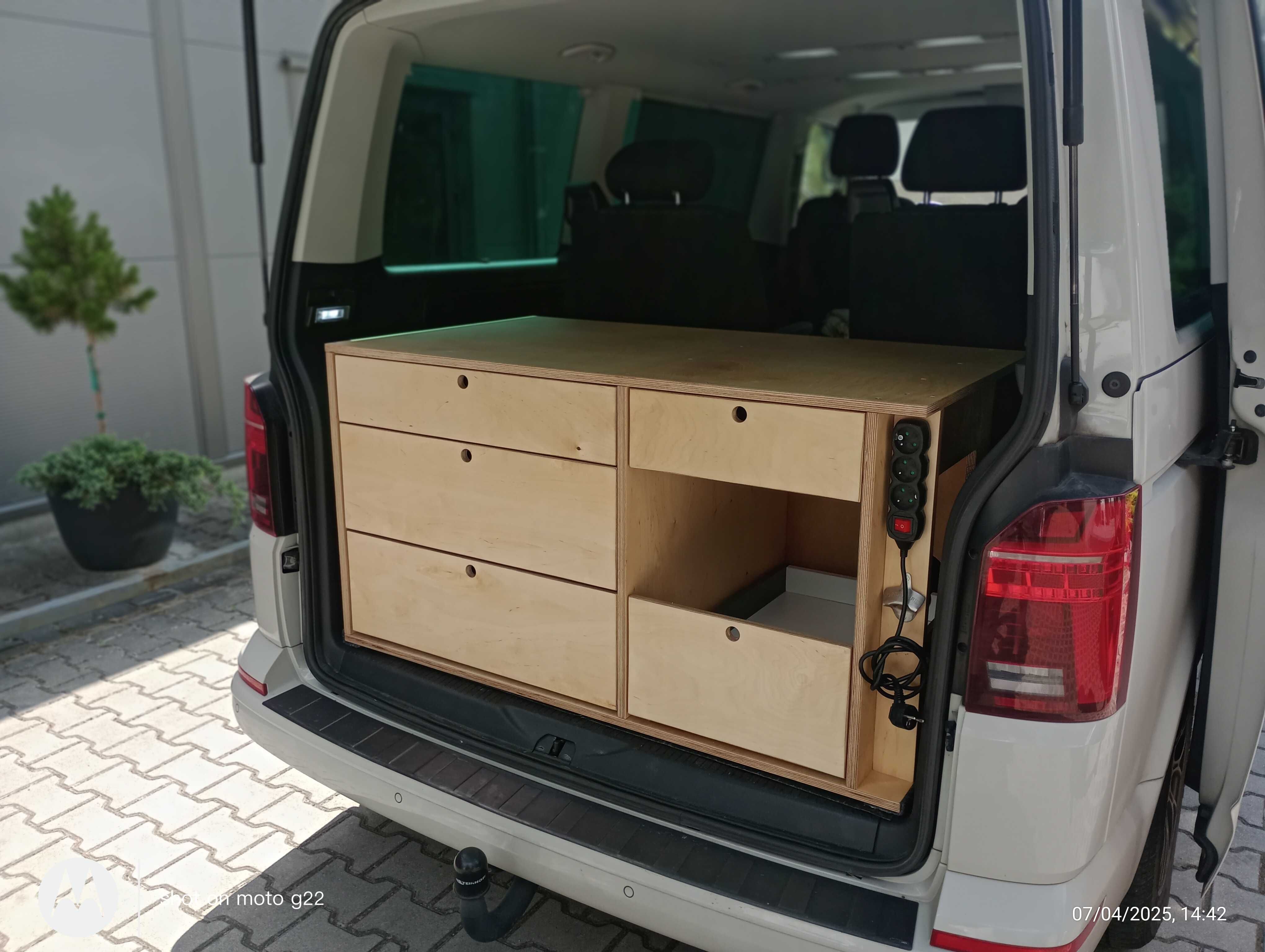 zabudowa do t5 t6  renaut trafik i podobne