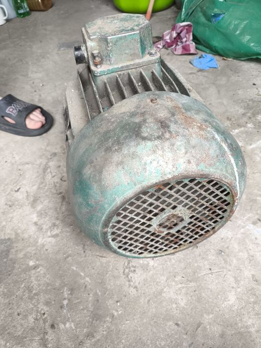 Двигун Італійський 7,5квт 2900 обертів