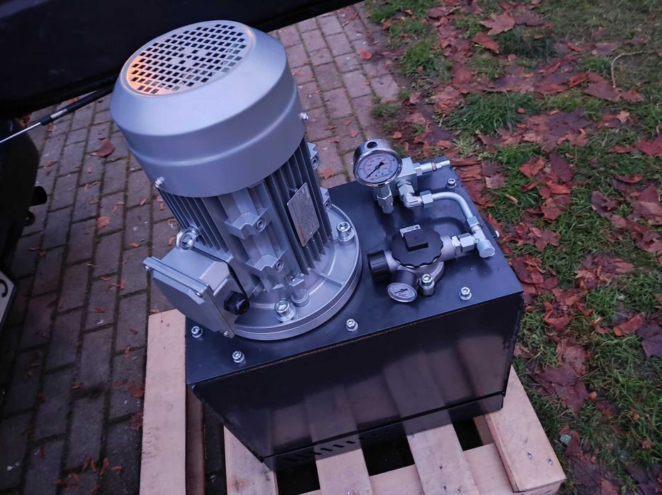 Agregat hydrauliczny, zasilacz hydrauliczny