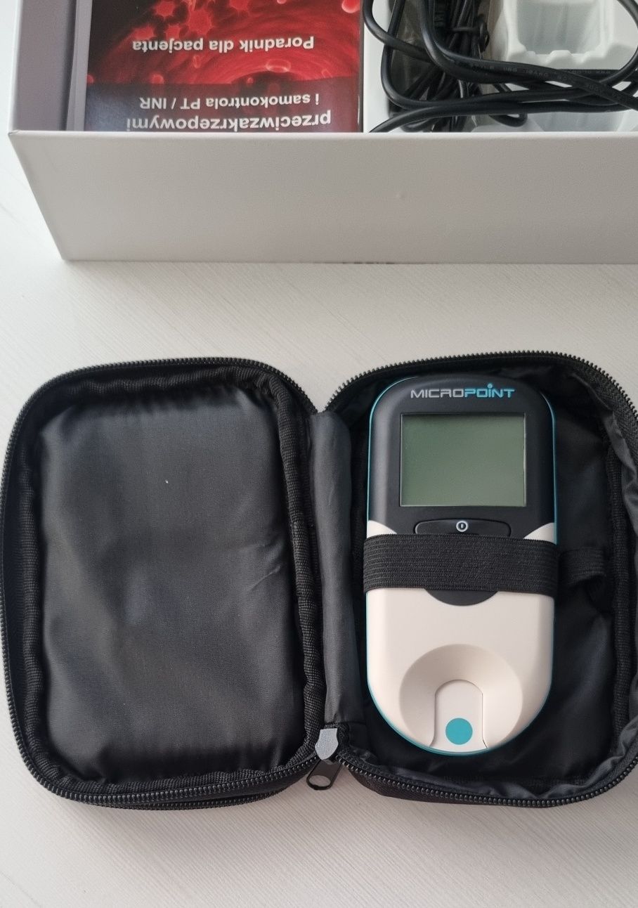 Aparat do pomiaru INR PT qLabs q1