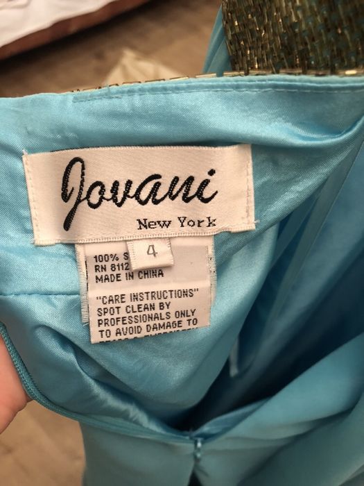 Вечернее платье Jovani