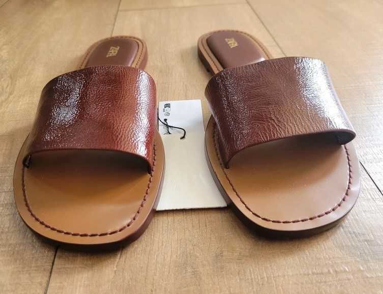 Nowe klapki skórzane Zara