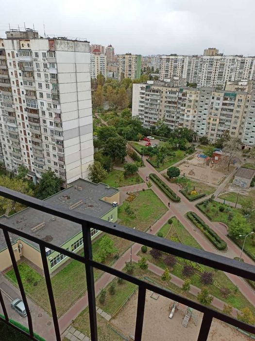 Без % власну 3к квартиру В Івасюка 53 Оболонь 68.6 м2 євроремонт