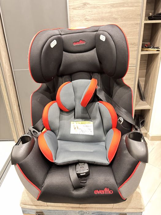 Продам дитяче крісло Evenflo Symphony Sport