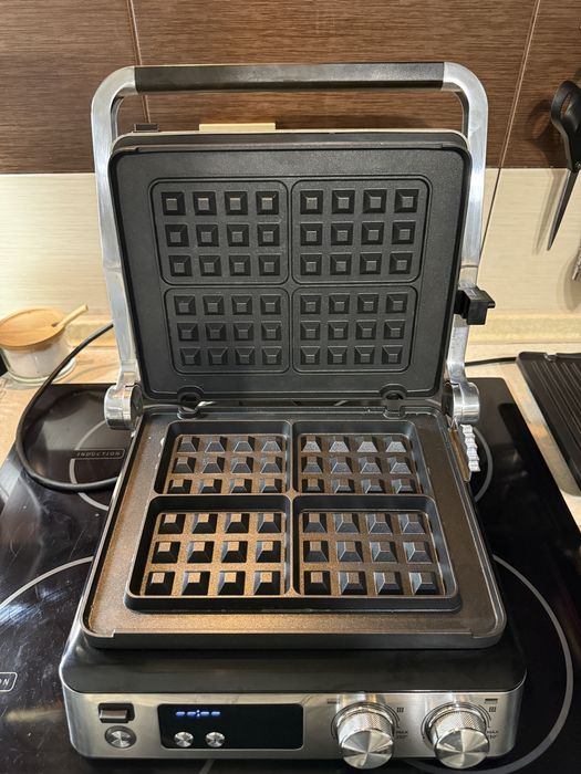 Гриль DeLonghi MultiGrill Pro