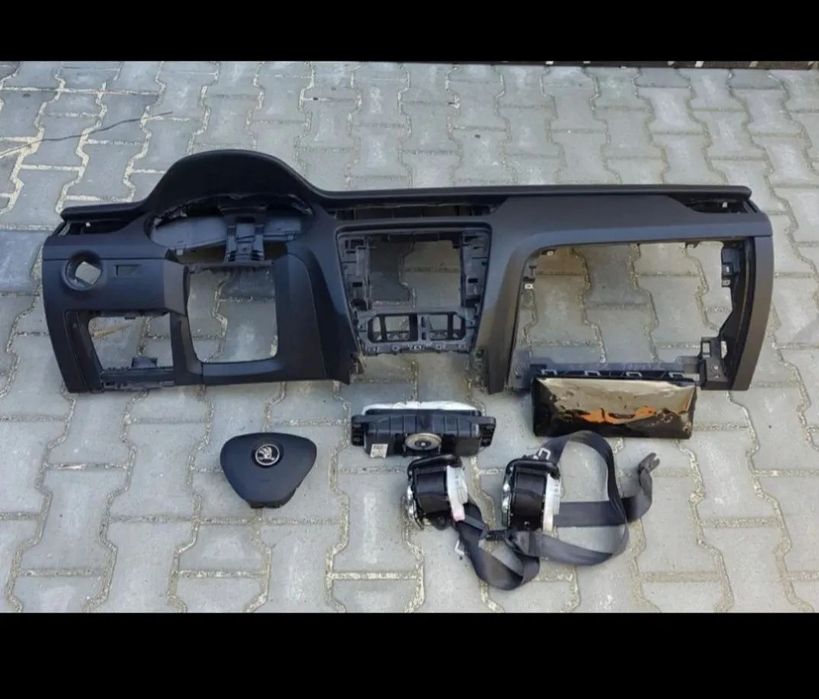 skoda octavia 3 III  Deska Konsola Kokpit Airbag Pasy Zestaw