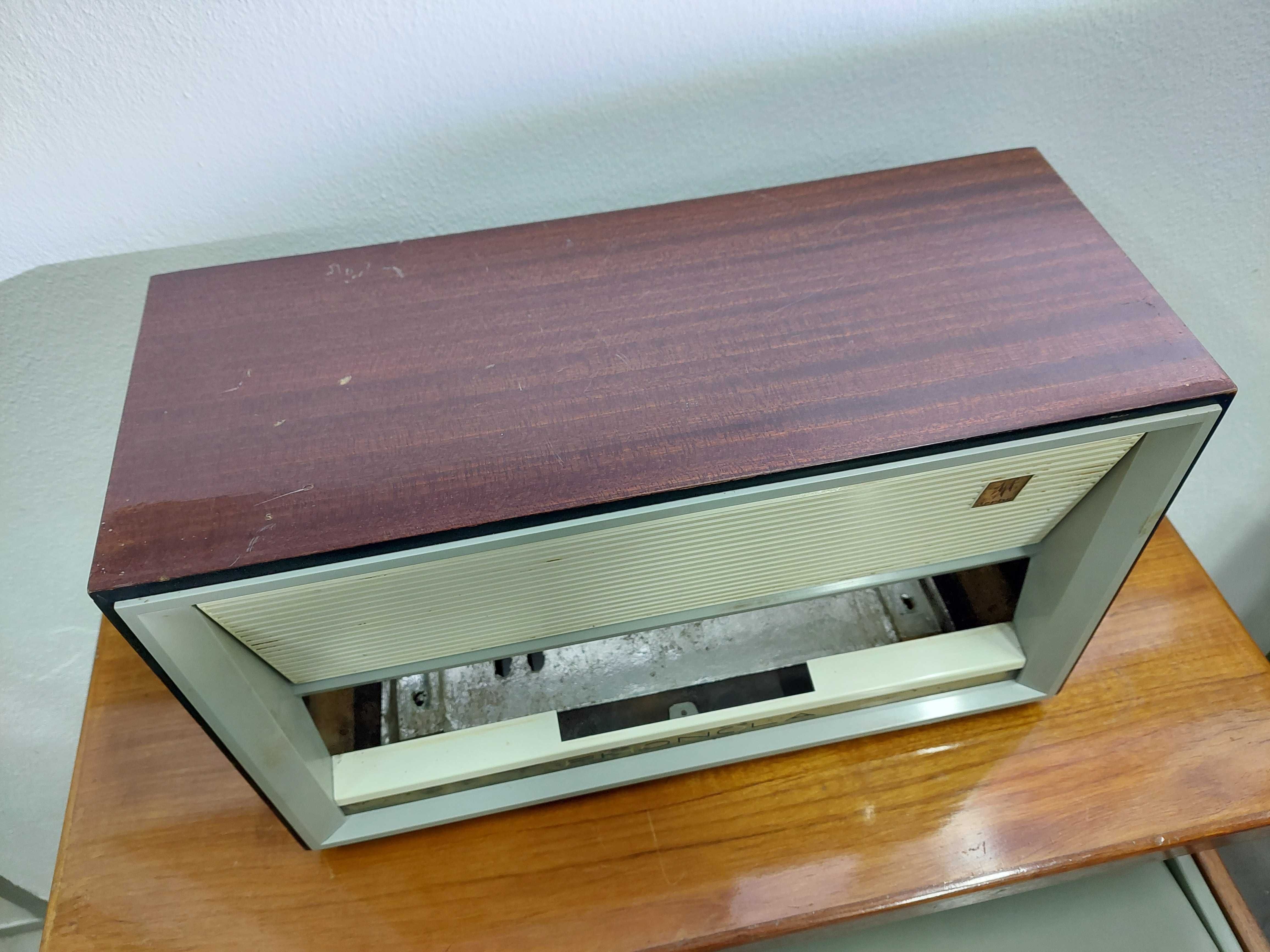 Caixa de madeira rádio Phonola Derby Modello 693-C
