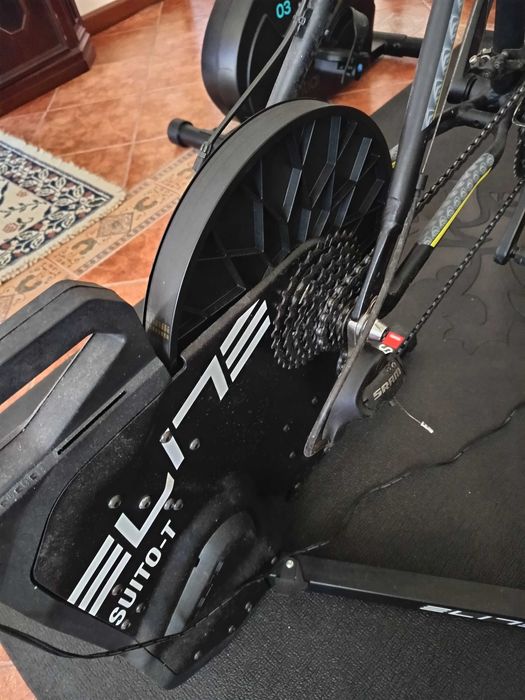 Rolo de treino interativo ELITE SUITO T