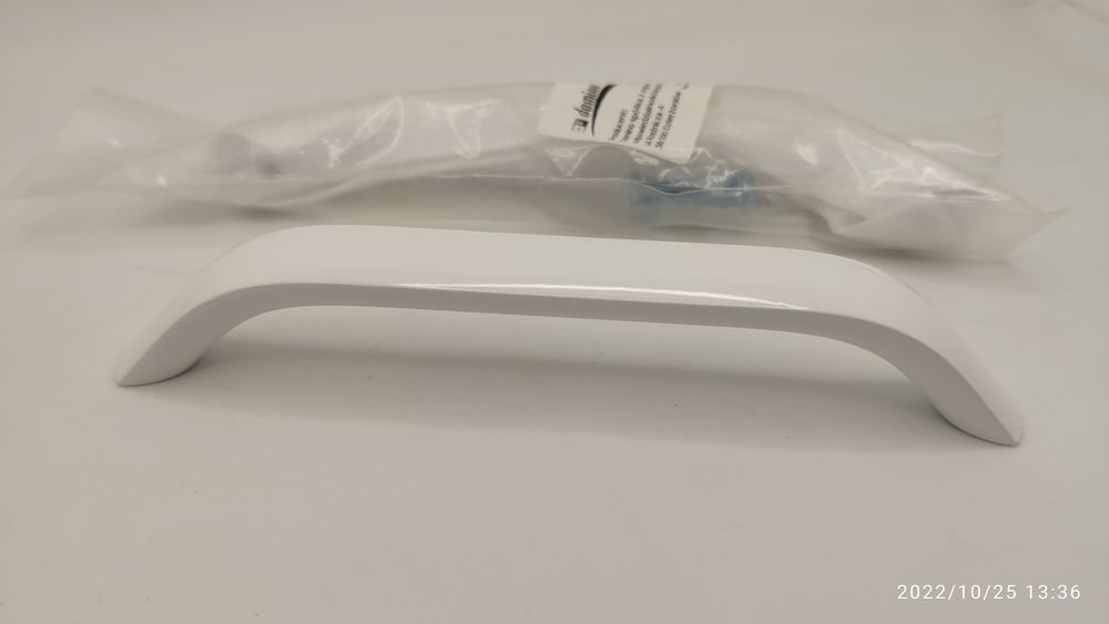 Uchwyt do szafki, rączka biała 13cm