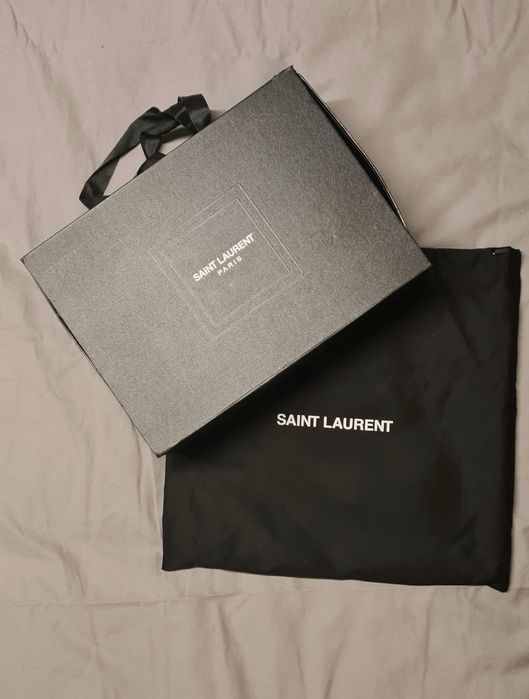Pudełko Saint Laurent średnie