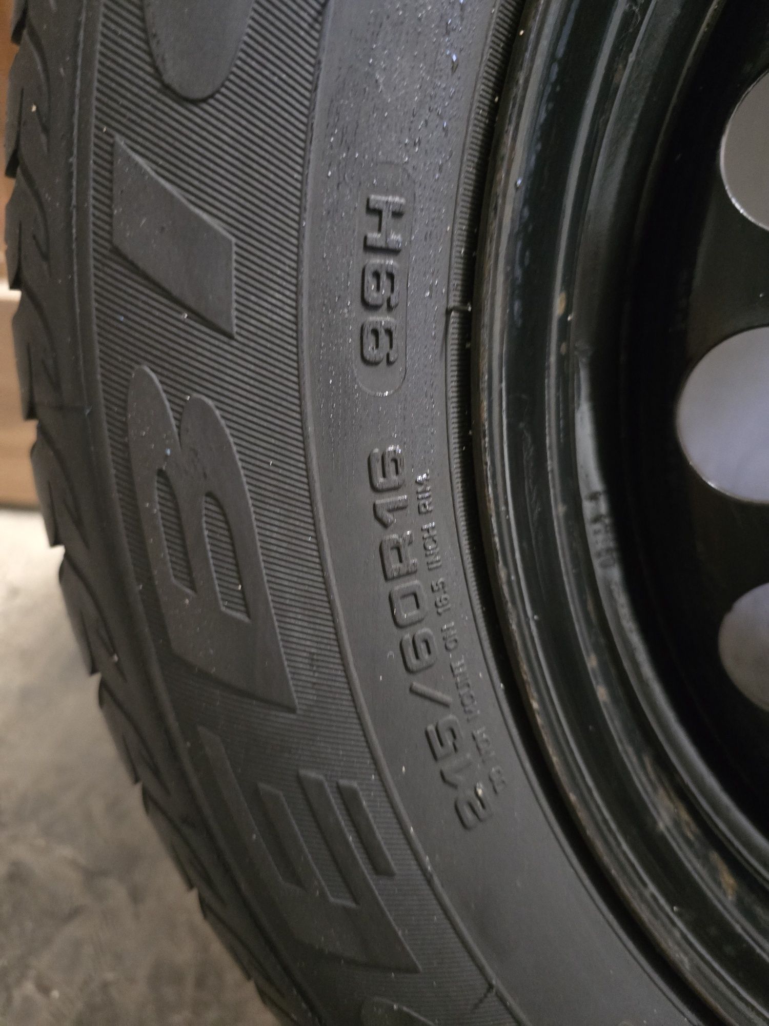 Koła felgi stalowe Opel 5x115 ET41 16" z oponami zimowymi 215/60/16