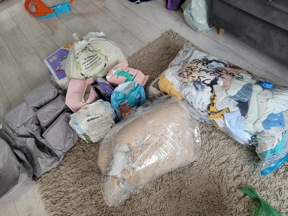 Duża paka ciuchów 56-62 dla chł. 0-2 msc wyprawka jesień zima