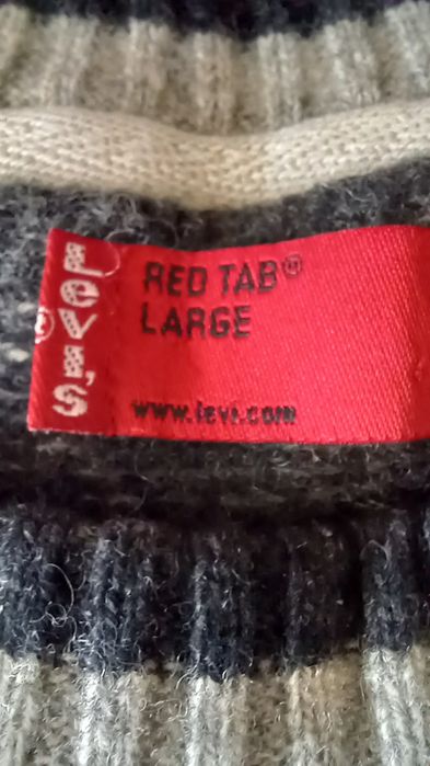Фірмовий чоловічий светр Levis