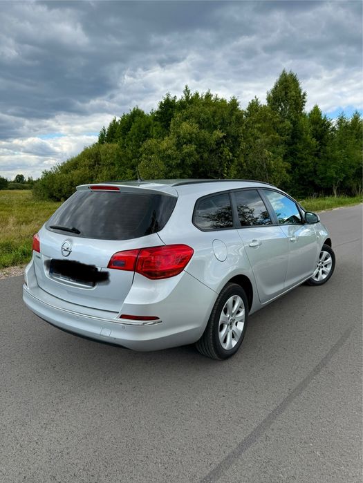 Opel Astra  J 1,6 benzyna /lpg