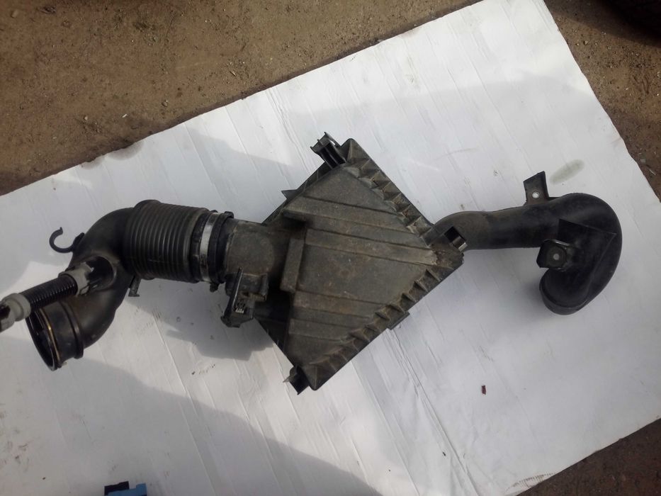 TOYOTA VERSO 14-18 obudowa filtra powietrza 1,6 2,0 d-4d silnik BMW