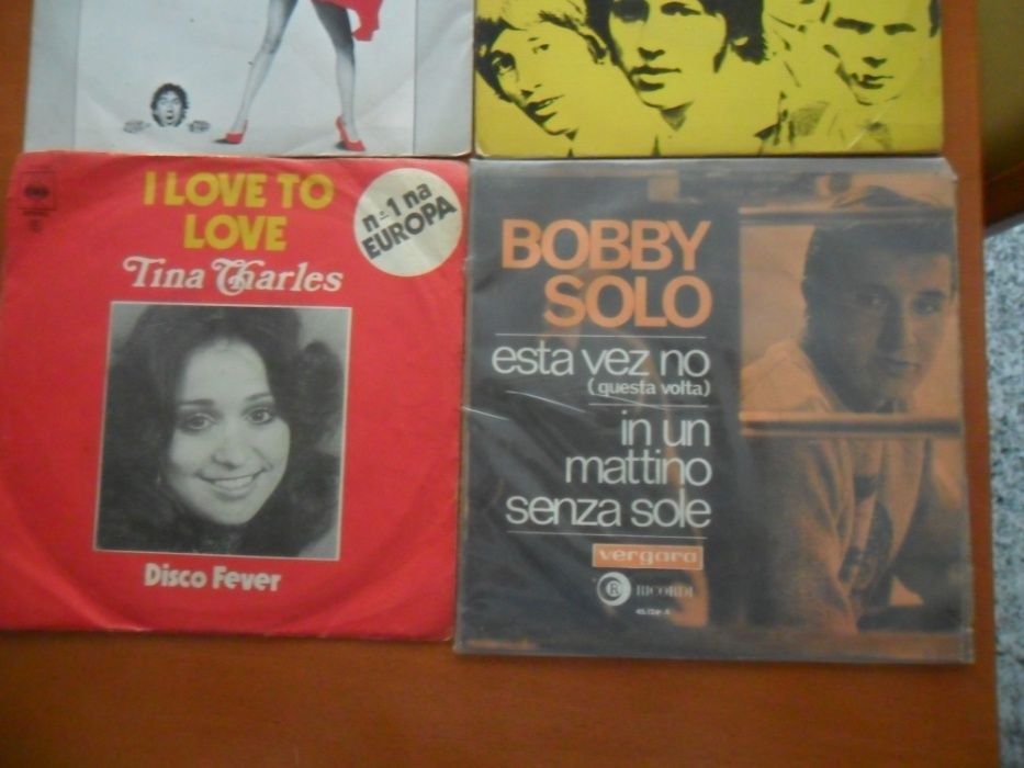 Vinil Discos Singles vendo coleção preço mediante consulta