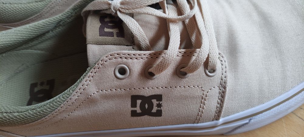 Nowe buty DC Shoes Trase TX w rozmiarze 46 długość 30cm