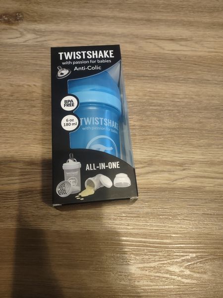 Nowa antykolkowa butelka Twistshake perłowo niebieska 180ml