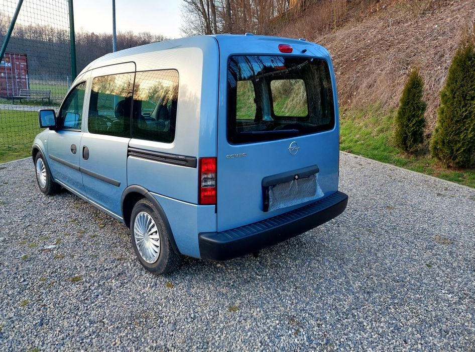 Opel Combo //  oryginalny przebieg // serwisowany