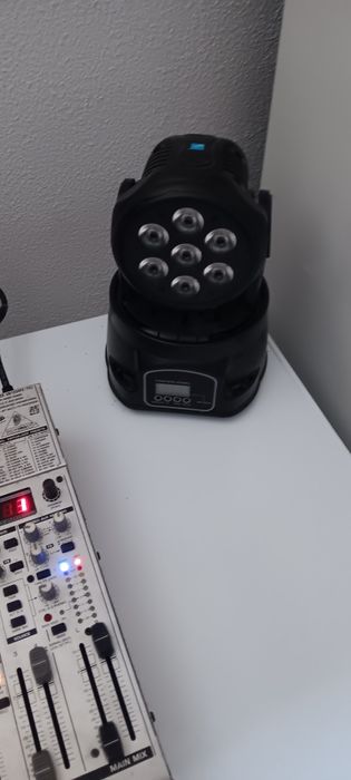 Mesa de mistura   em bom estado