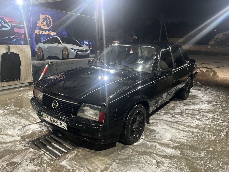 Opel ascona 1.6 газ бензин