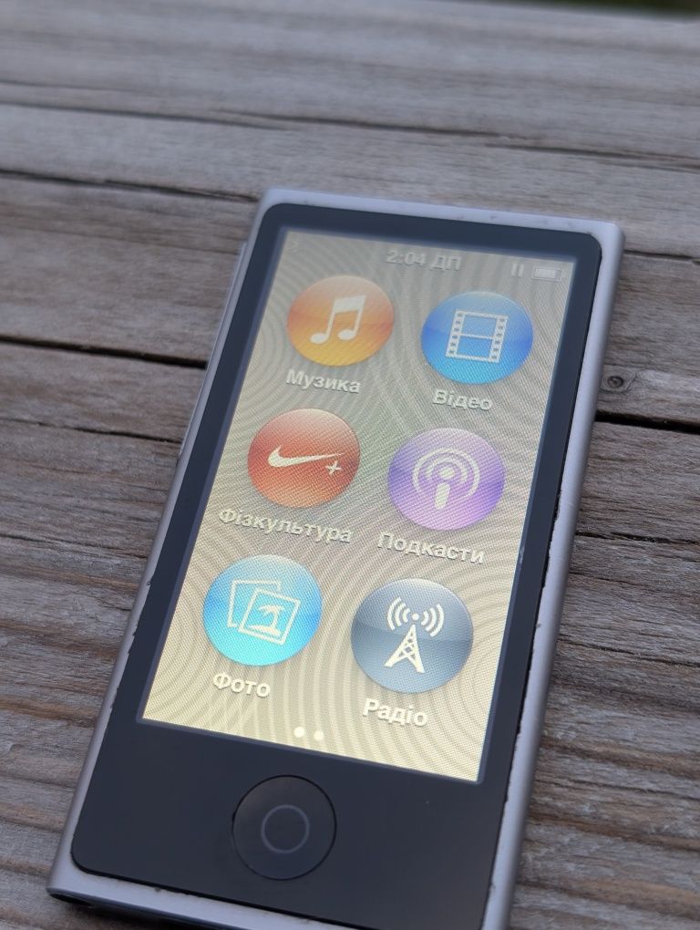 Плеєр Apple iPod Nano 7 16ГБ