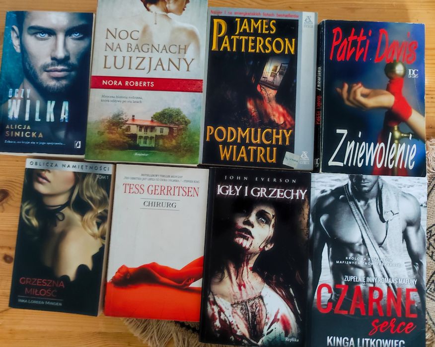 Zestaw książek kryminały i thrillery