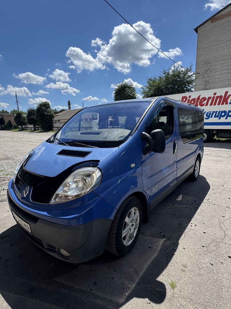 Продам Renault Trafic 2009