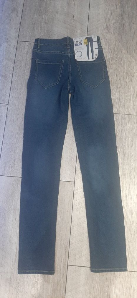 Spodnie jeansy damskie Nowe r. 34