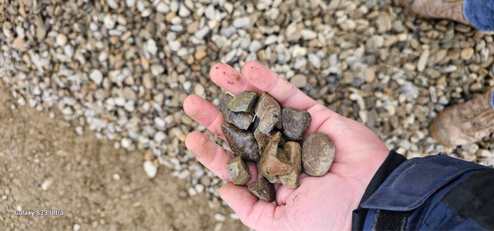 Щебінь різних фракцій від 12тон