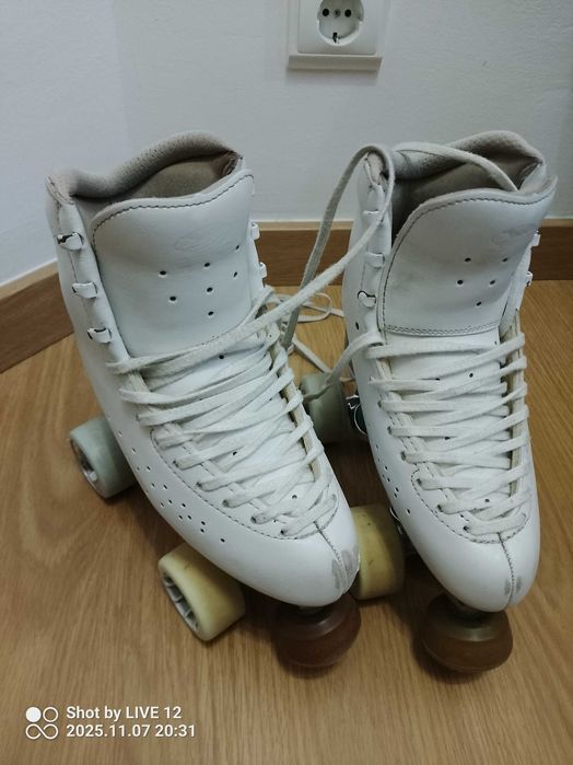 Vendo patins Edea Ritmo N235, chassi Variant, Valor 240€