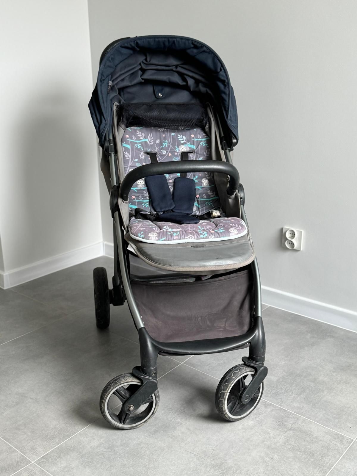 Wózek spacerówka Baby Design Wave kolor granatowy