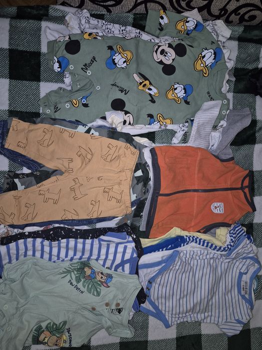 Продам лот одежды на ребенка