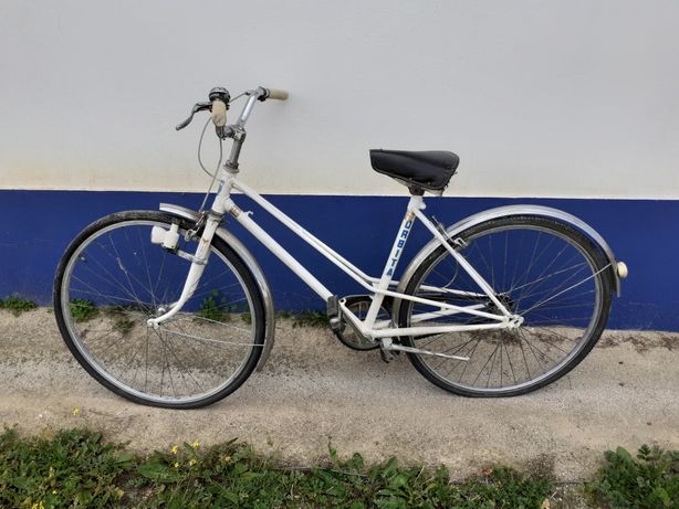 Vendo Bicicleta Antiga