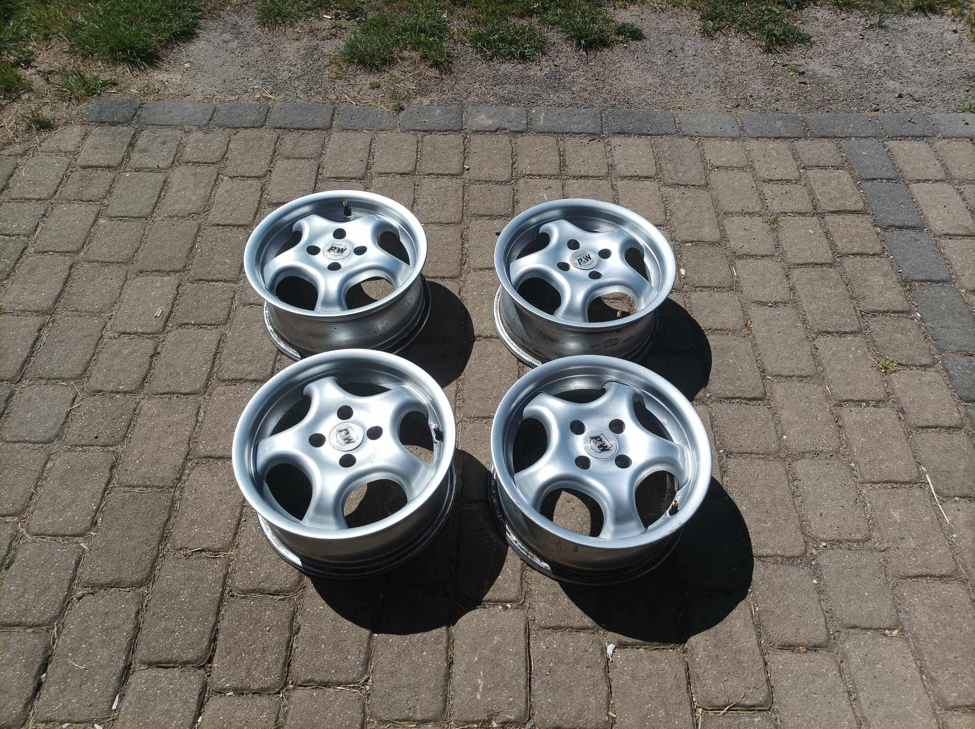 Alufelgi ,,14" wraz z oponami