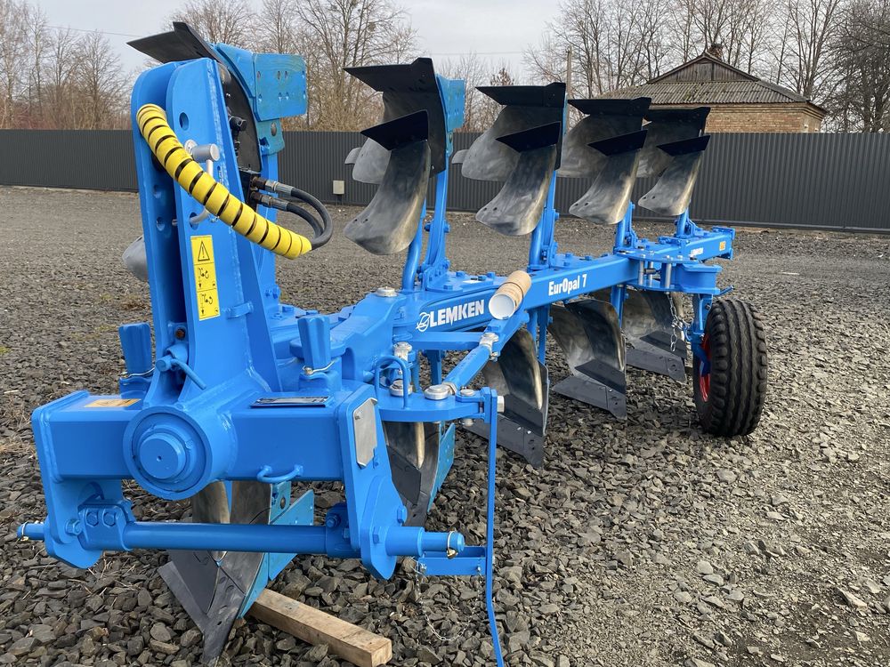 Плуг оборотний навісний 5ти корпусний. Lemken Europal 7,4+1