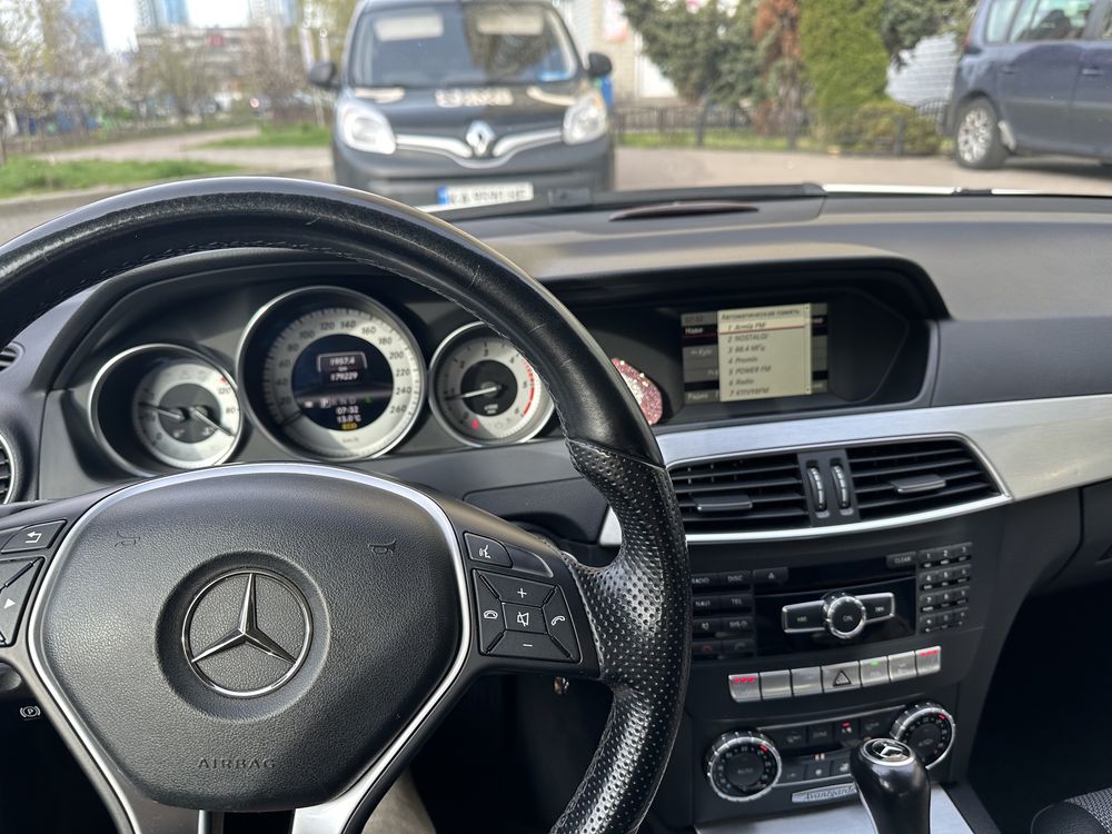 Mercedes-Benz C-Class 2012 W204 (FL) • 220 CDI BE MT (170 к.с.) •