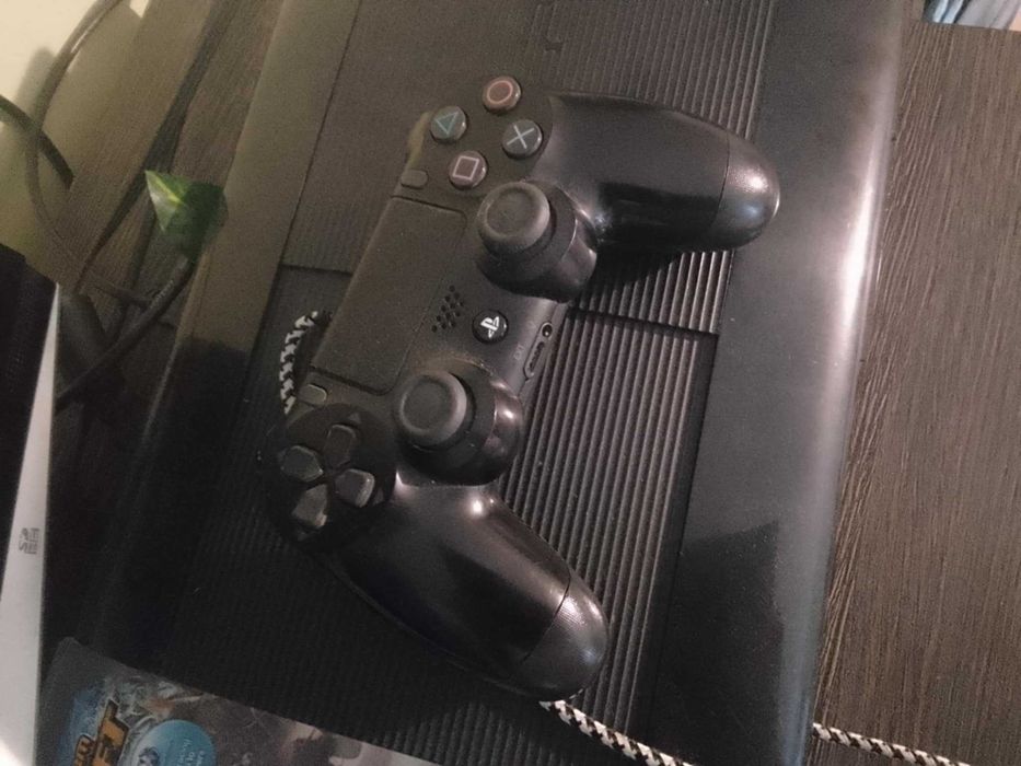 PlayStation 3 (ps 3)