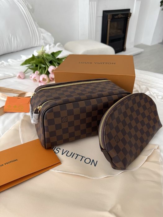 Косметичка Louis Vuitton Dopp Kit Toilet Pouch